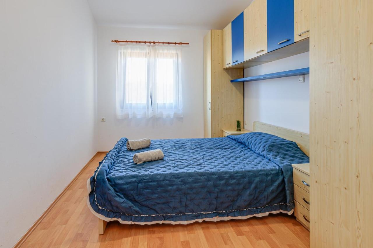 Apartment Sonja Zambratija  Buitenkant foto